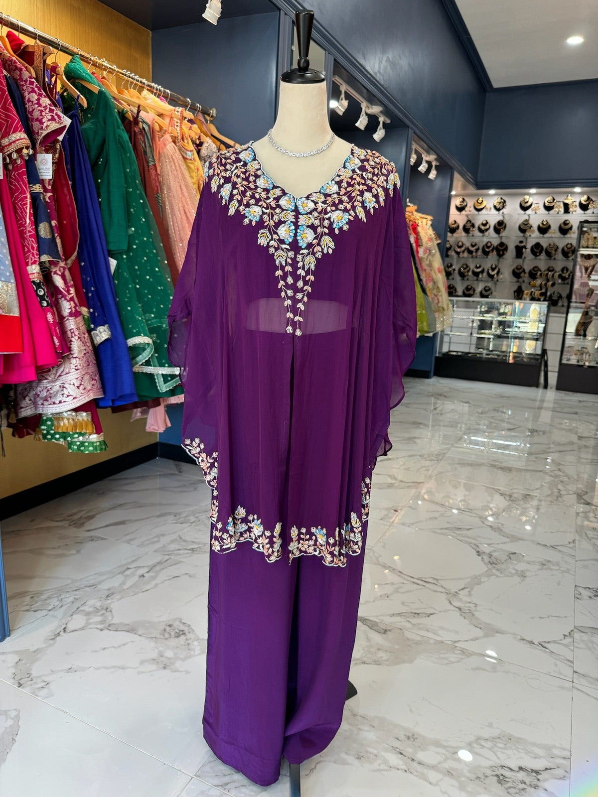 Ishaani Set