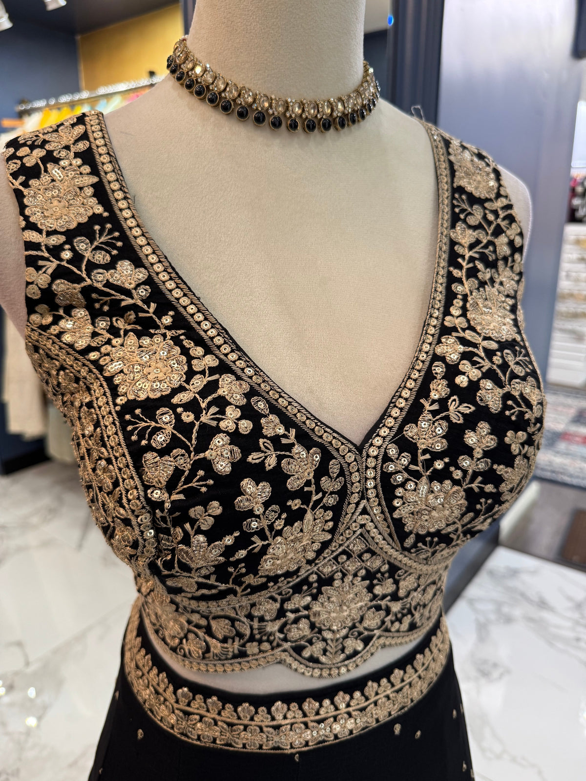 Madhu Lehenga