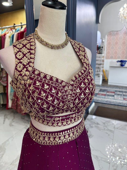Vishwa Lehenga