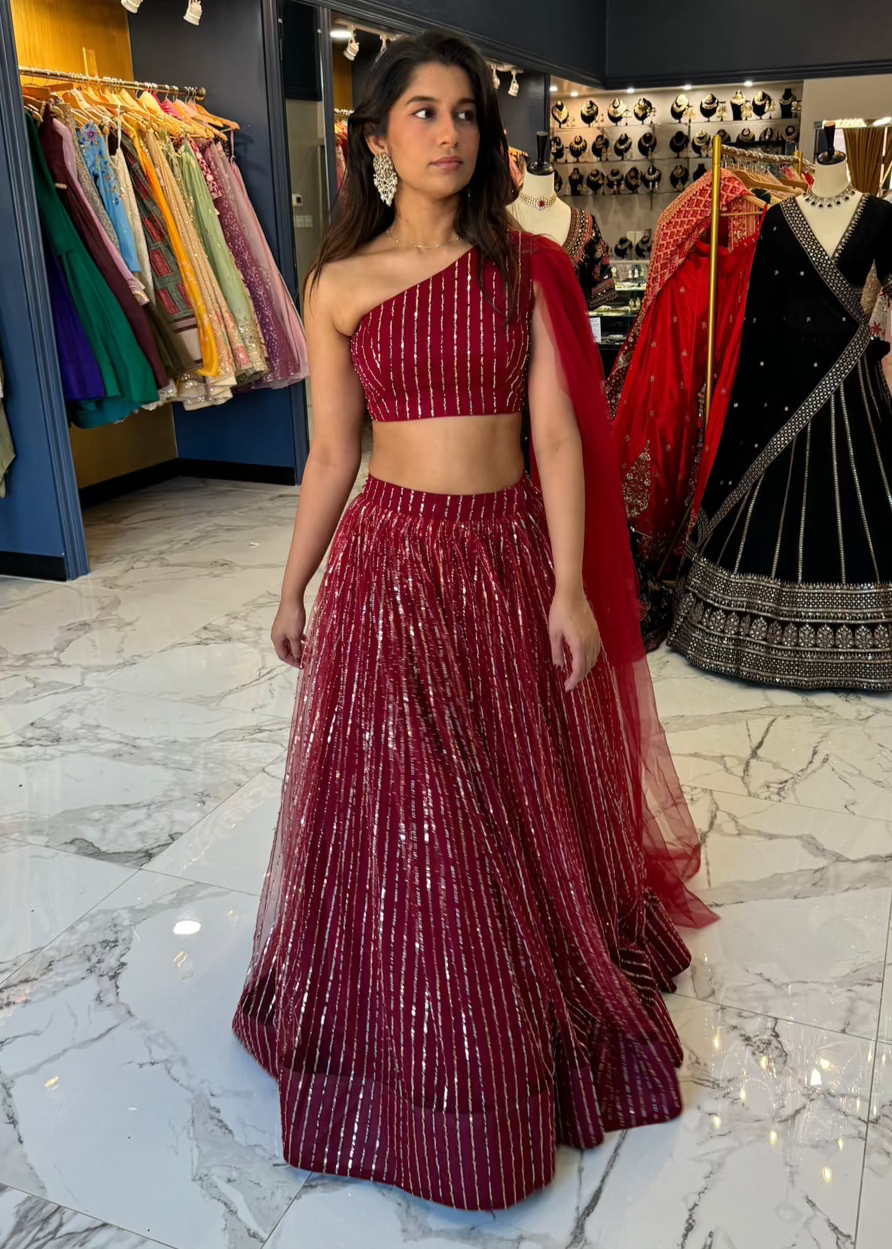 Anika Lehenga
