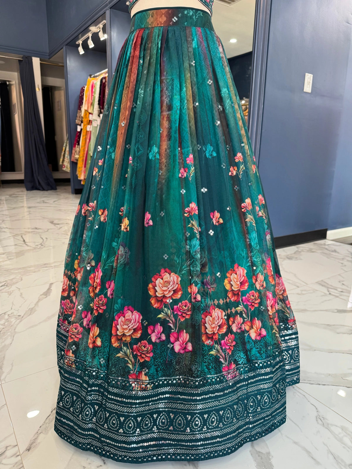 Amee Lehenga
