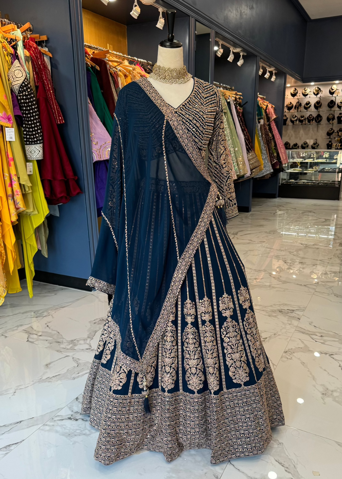 Bela Lehenga