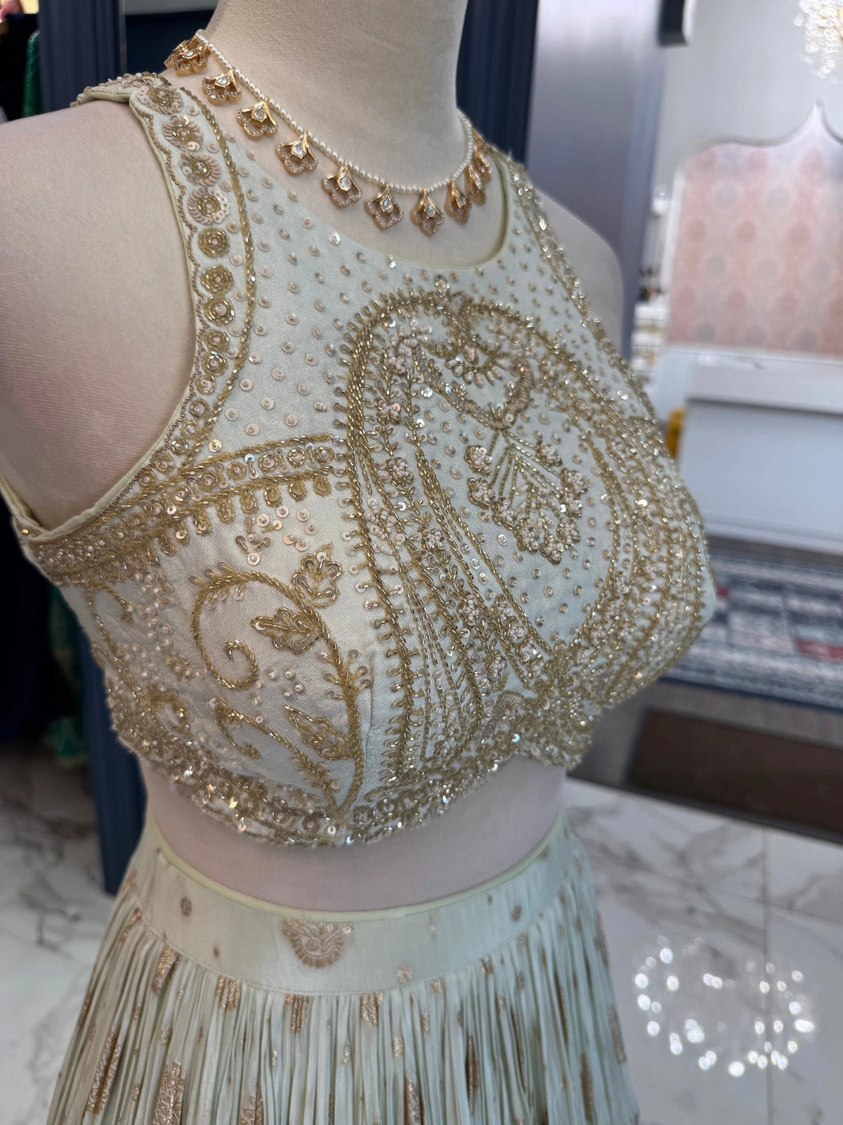 Drishti Lehenga