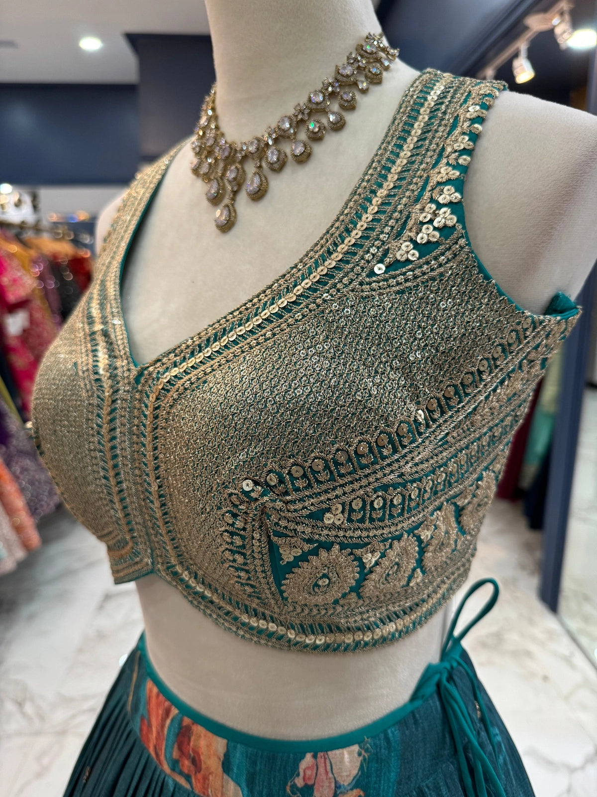 Roop Lehenga