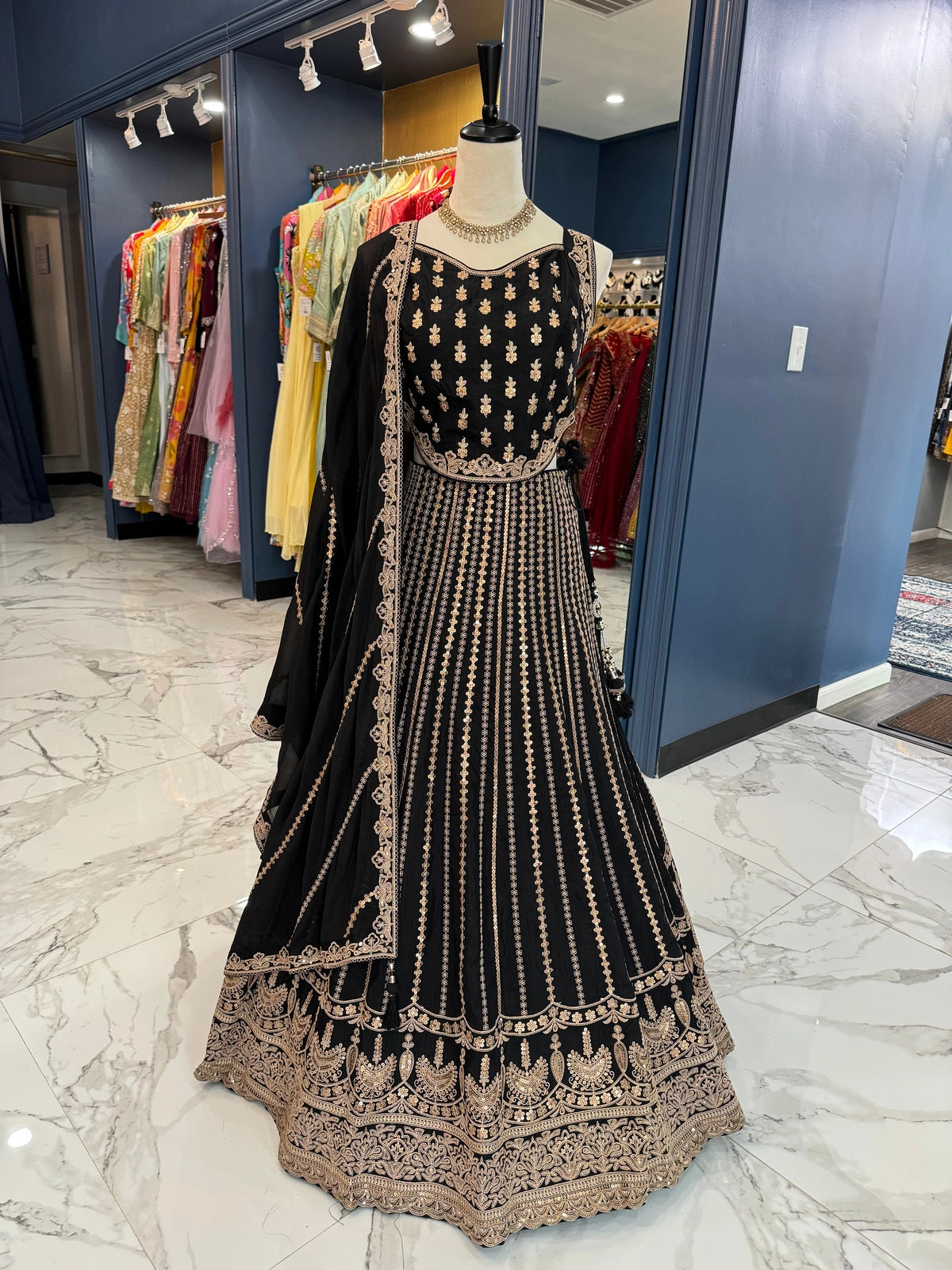Lara Lehenga