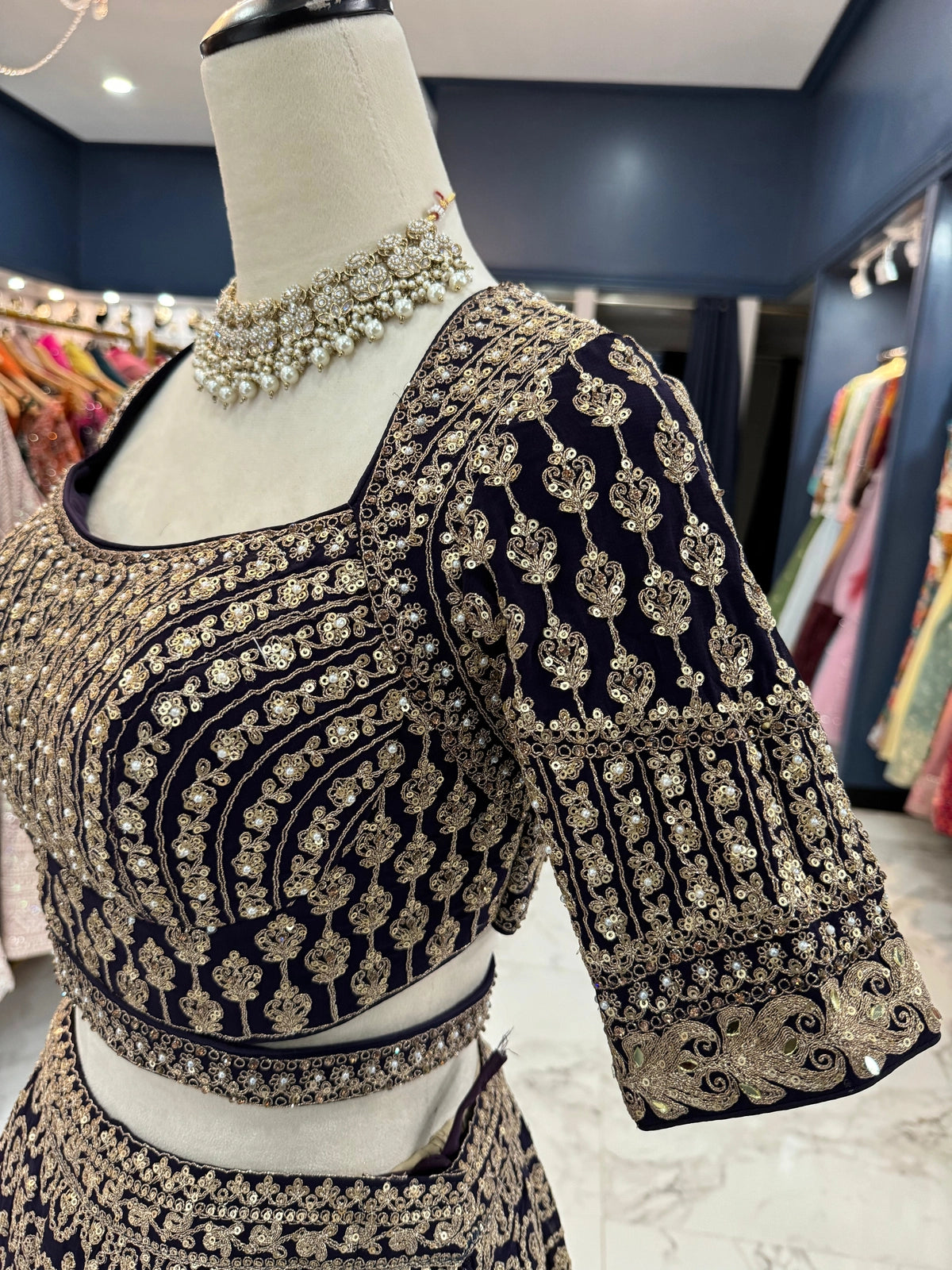 Anvika Lehenga