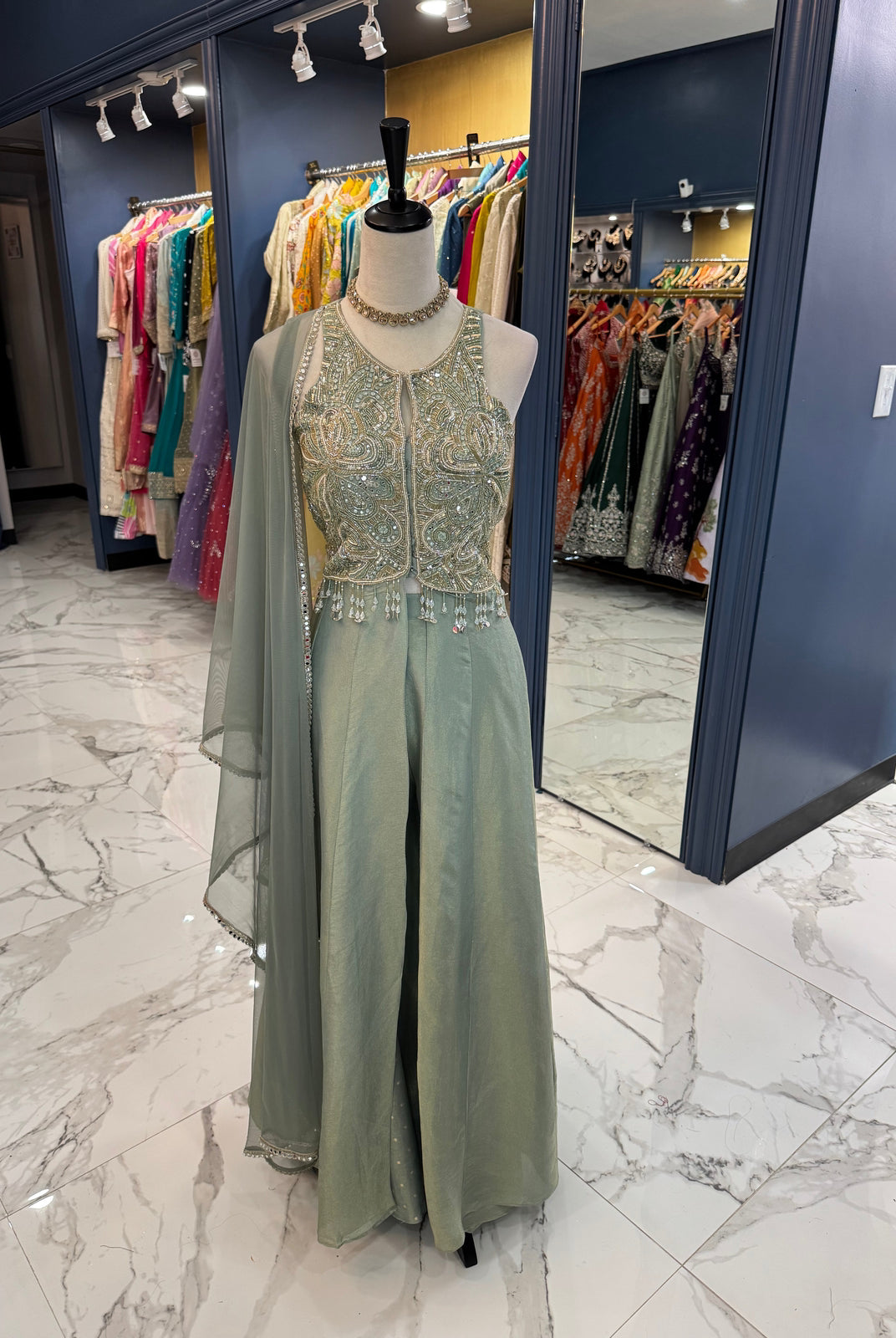 Madhuri Set