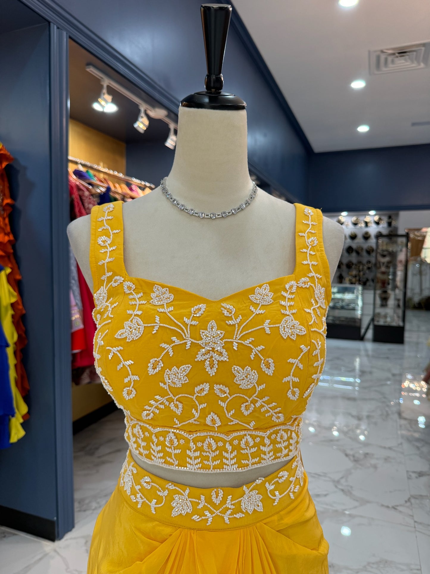 Saroj Set