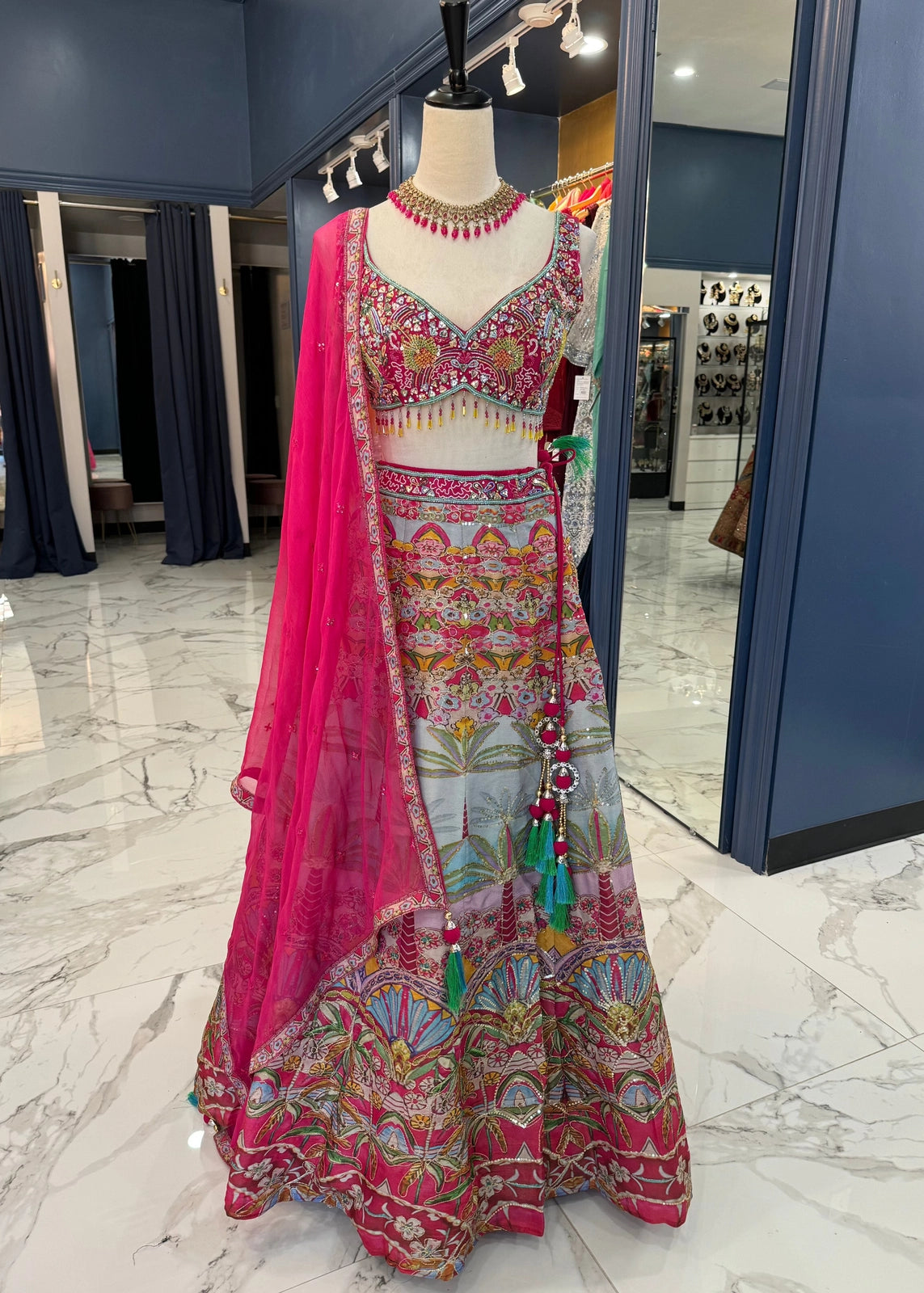 Ishira Lehenga