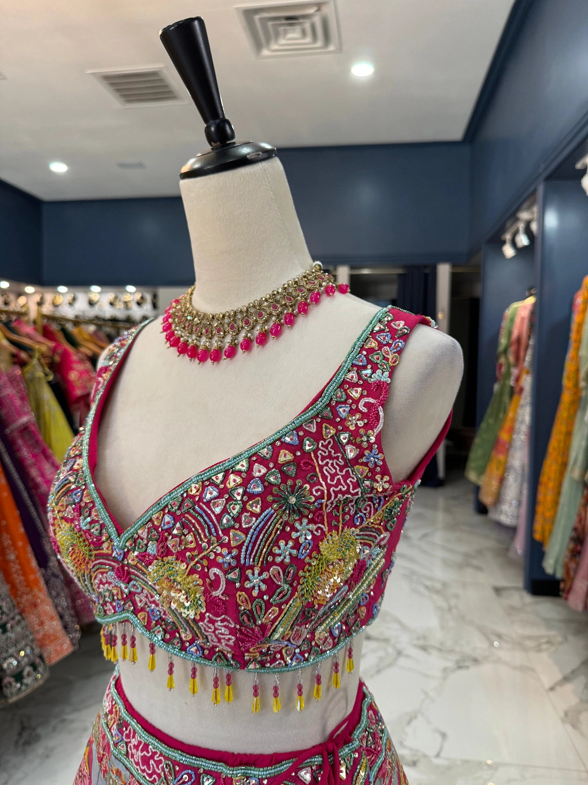 Ishira Lehenga