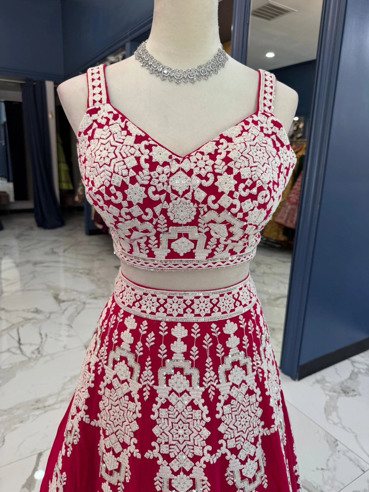 Nisha Lehenga