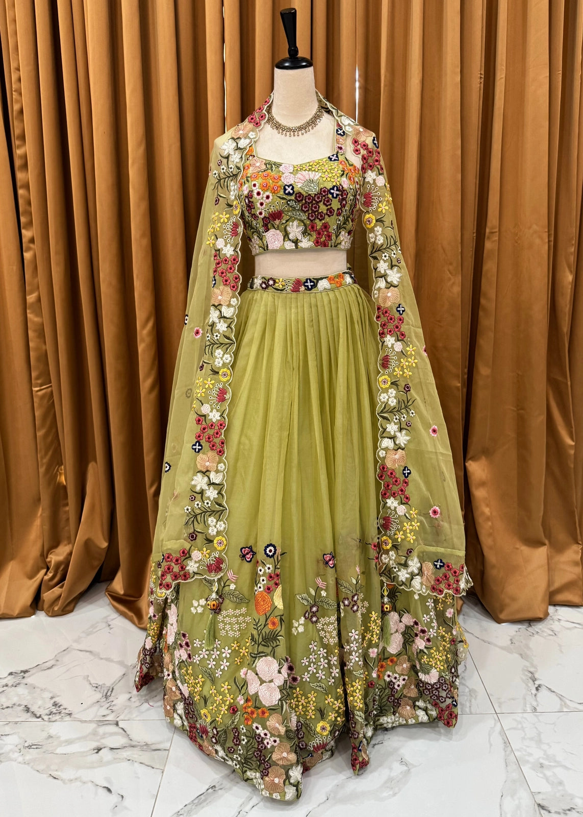 Tanvi Lehenga