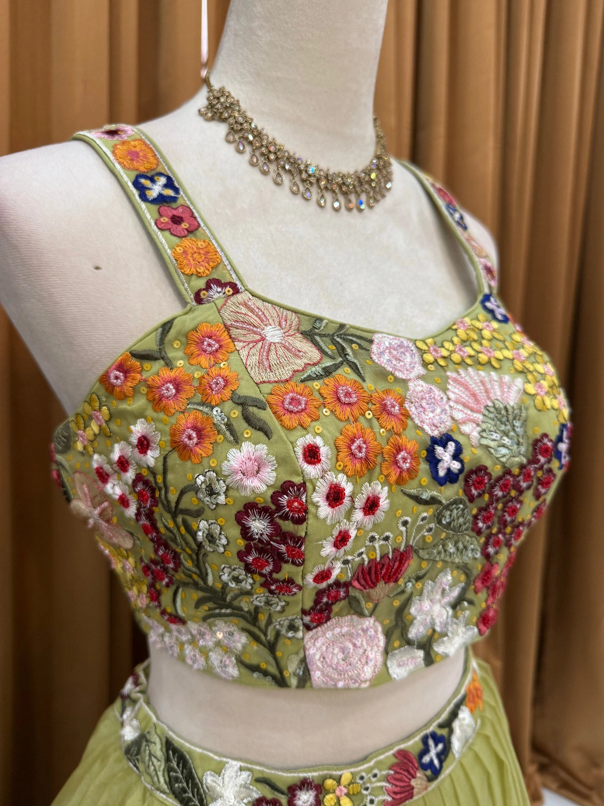 Tanvi Lehenga