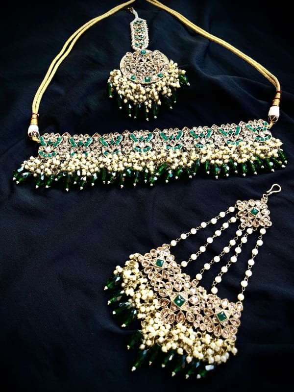 Forest Green Pearl Cluster Choker