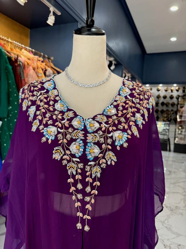 Ishaani Set