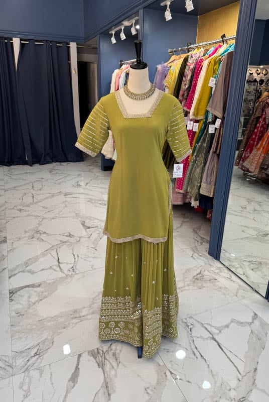 viriyana Sharara set