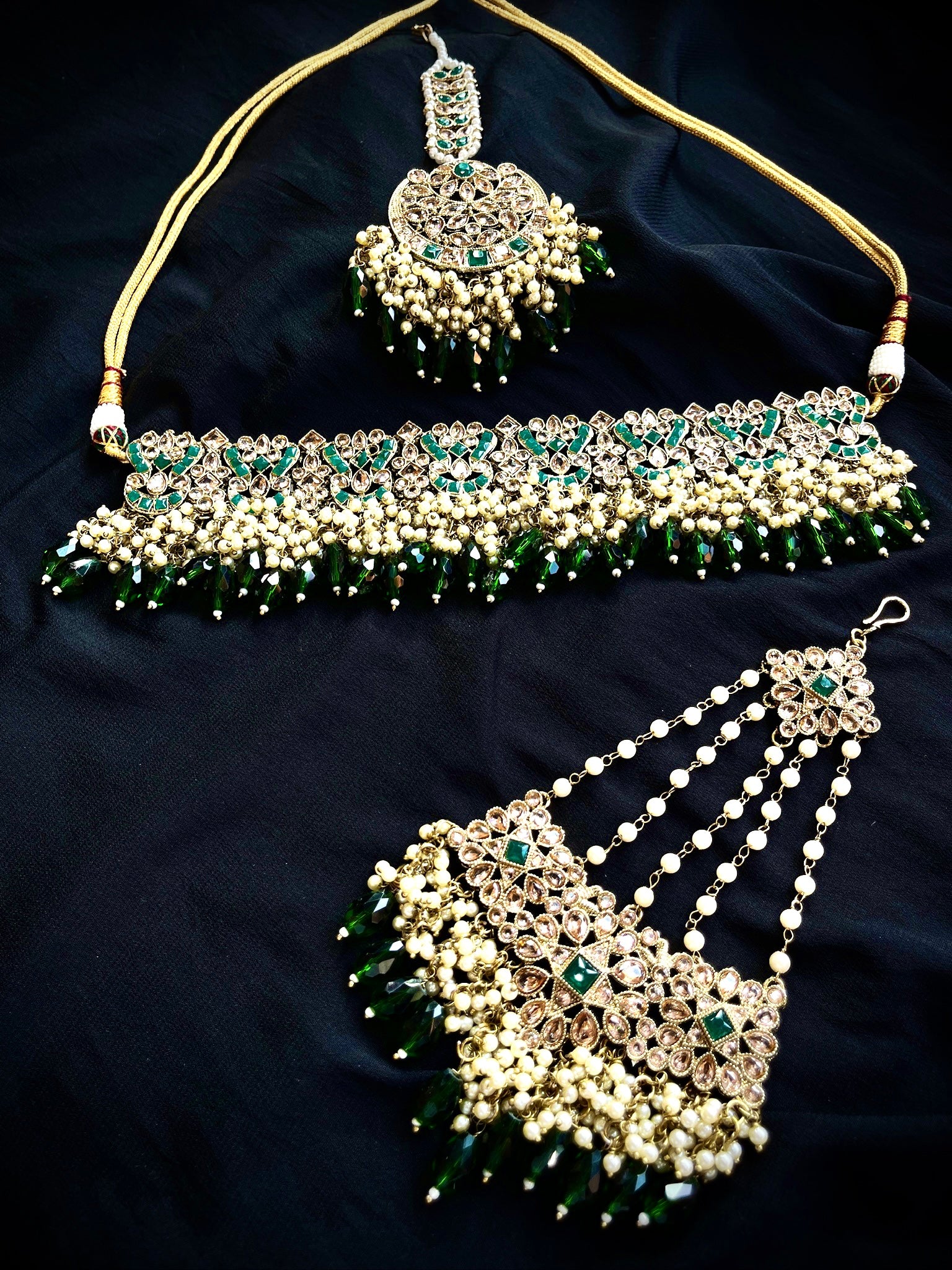 Forest Green Pearl Cluster Choker
