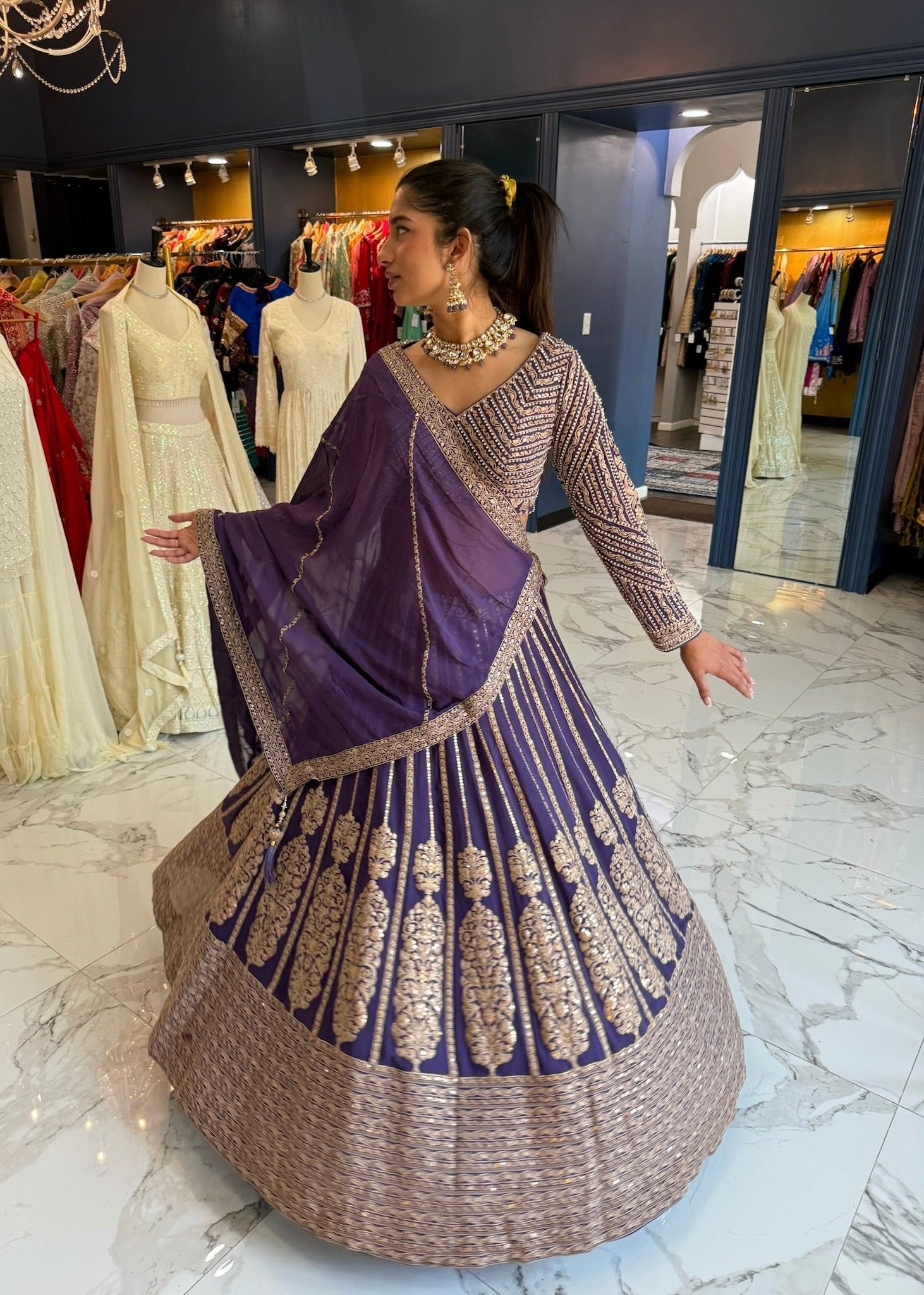 Bela Lehenga