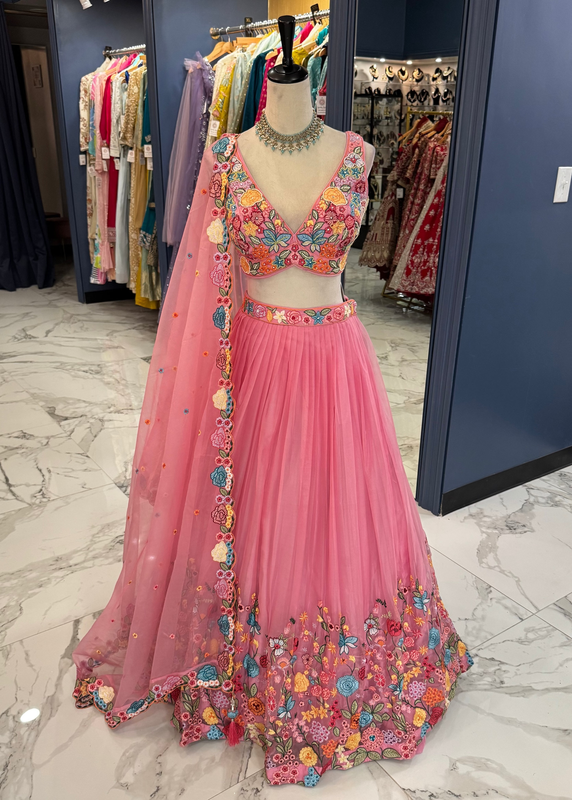 Vihana Lehenga