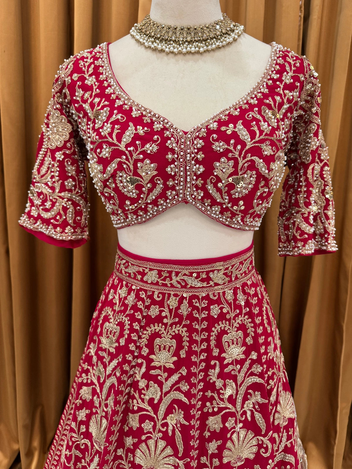 Sakshi Lehenga