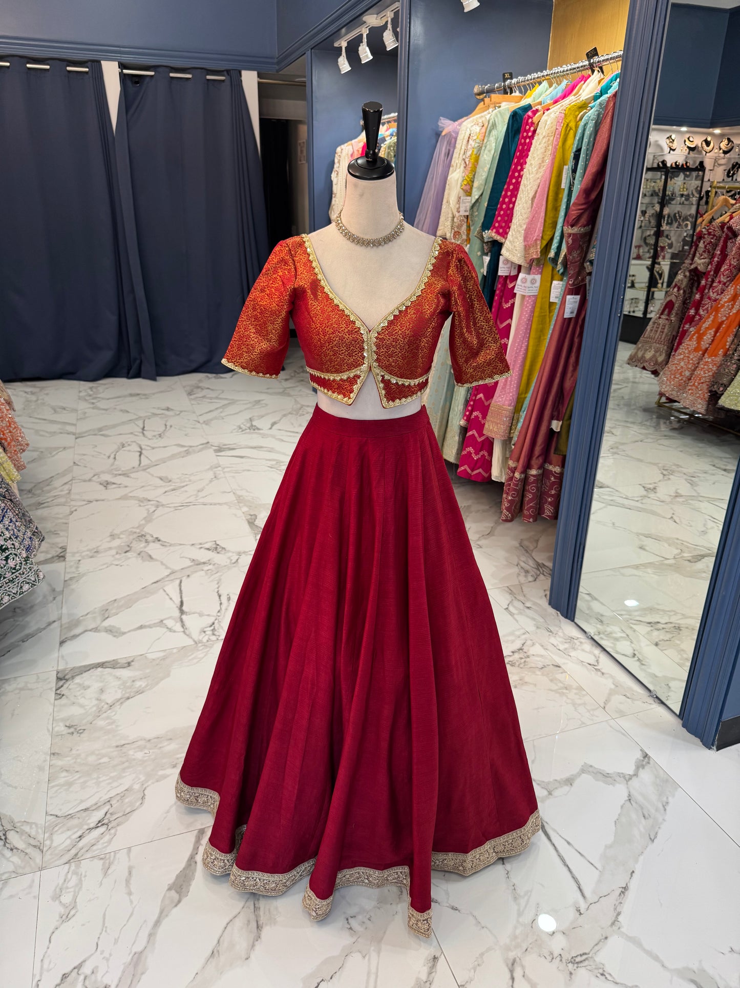 Vireya lehenga