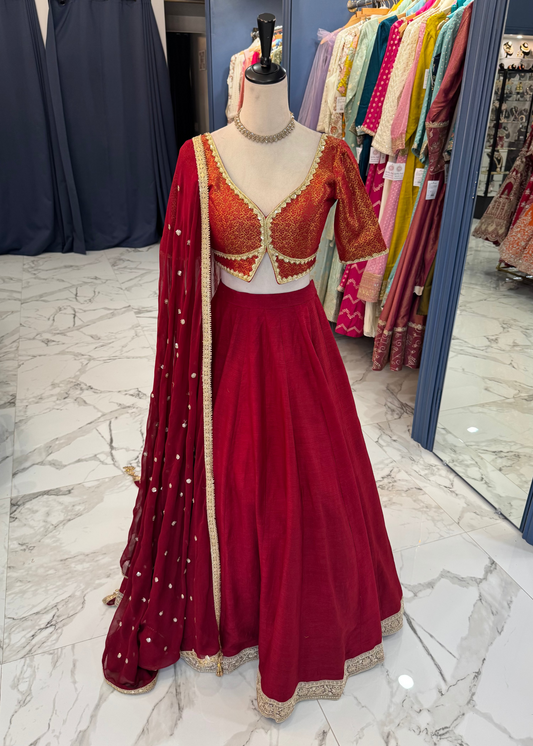 Vireya lehenga