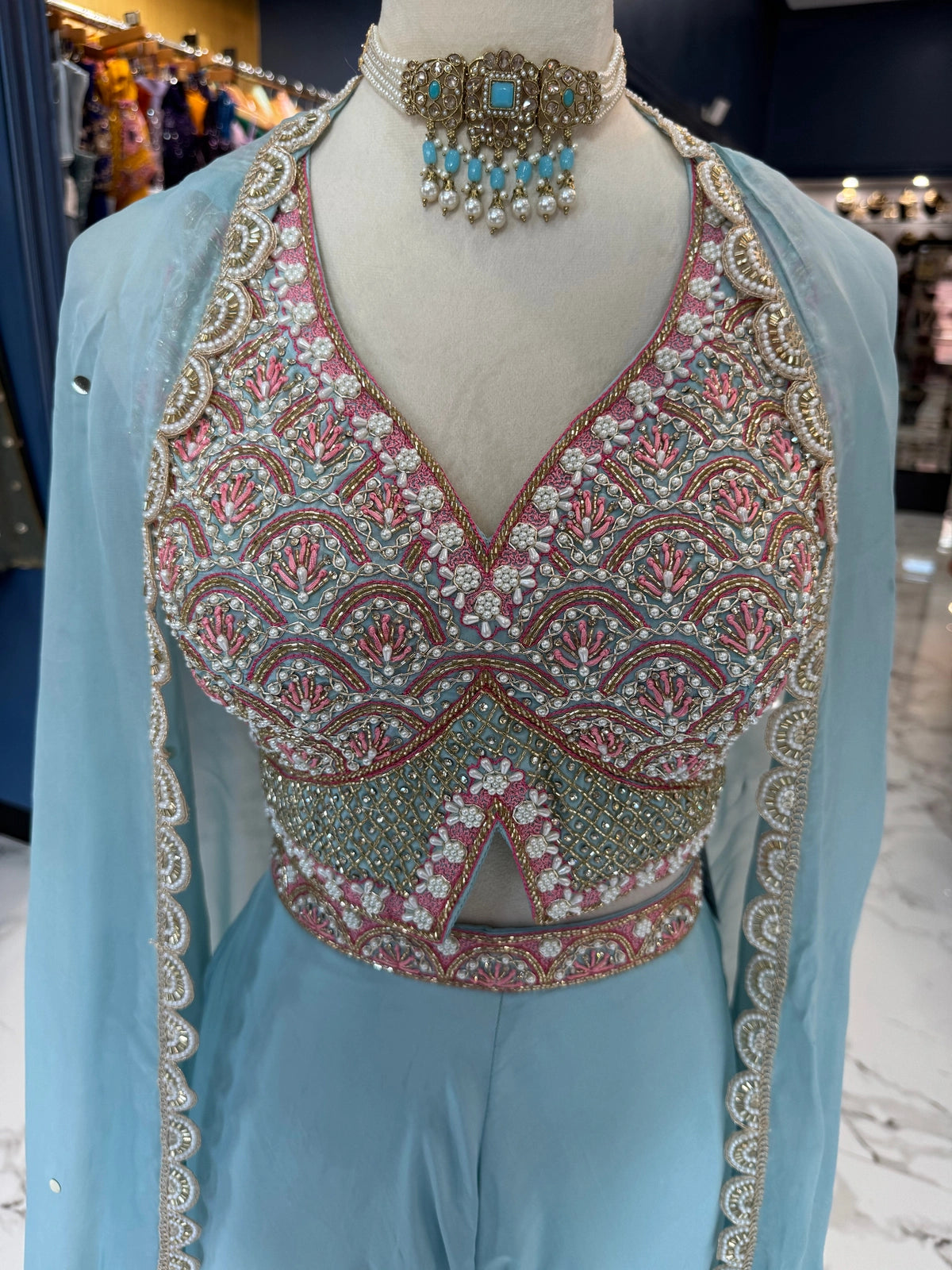 Aashna Set