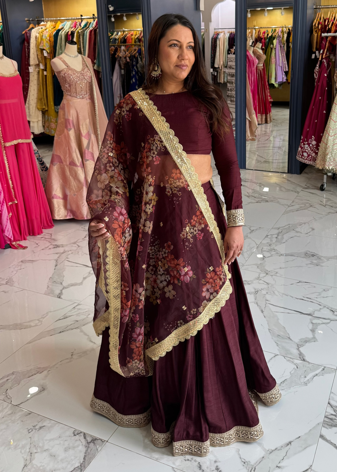 Reyvika lehenga