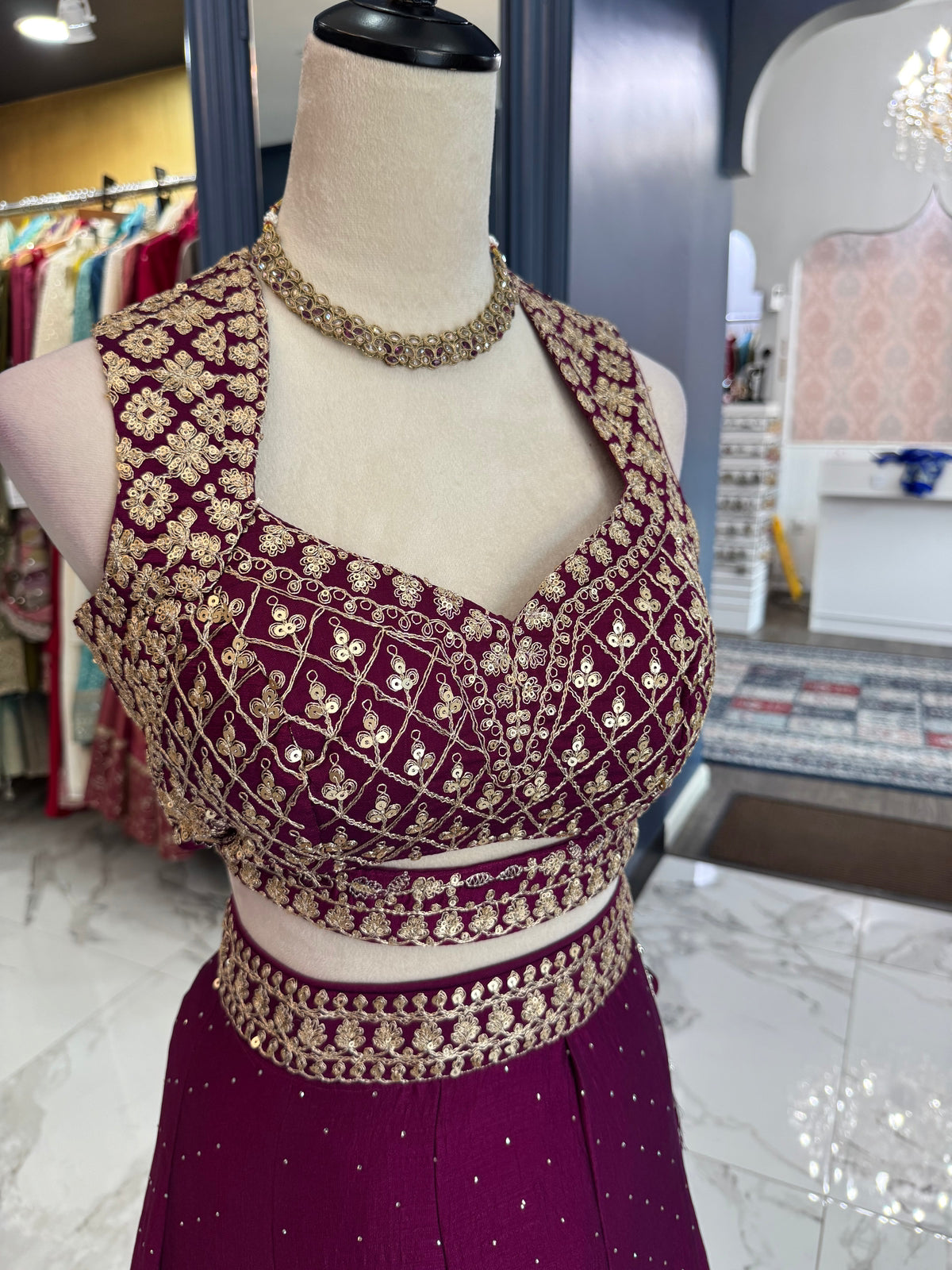 Vishwa Lehenga