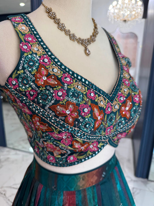 Amee Lehenga
