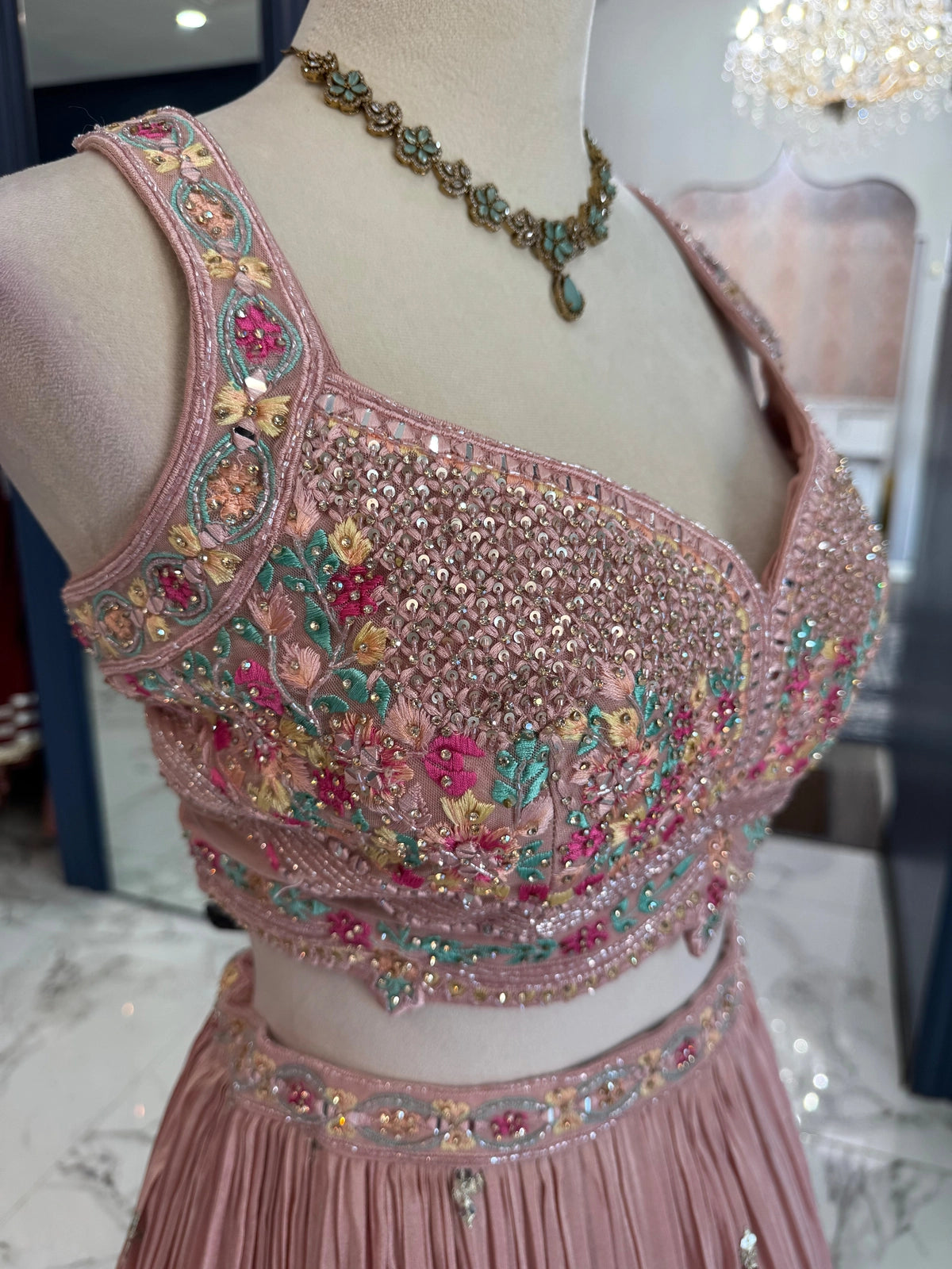 Mansi Lehenga
