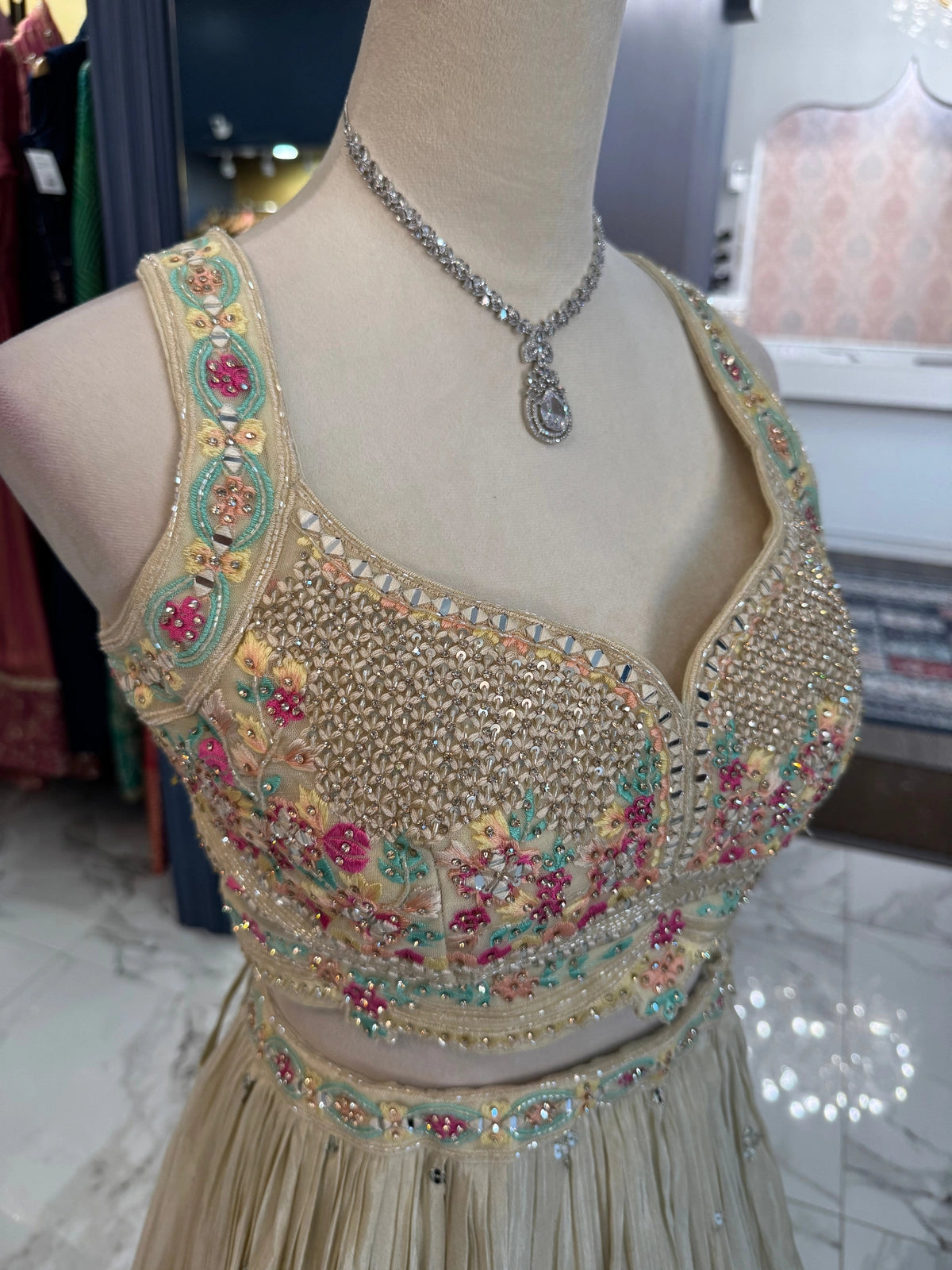 Mansi Lehenga