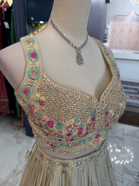Mansi Lehenga