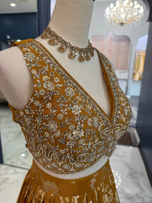 Charita Lehenga