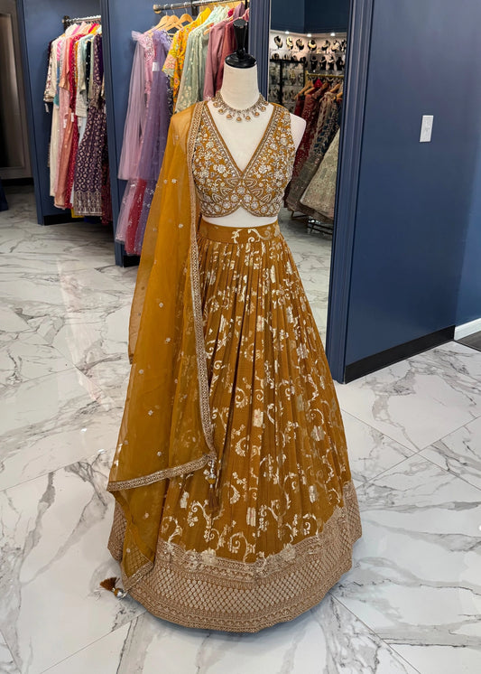 Charita Lehenga