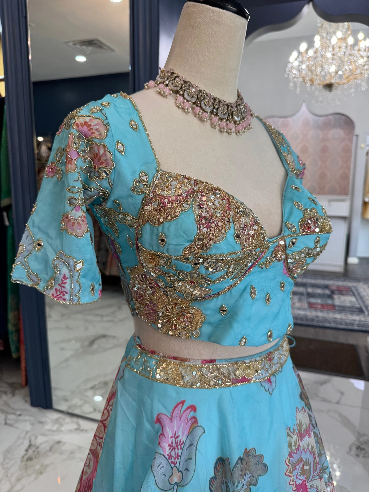 Divija Lehenga