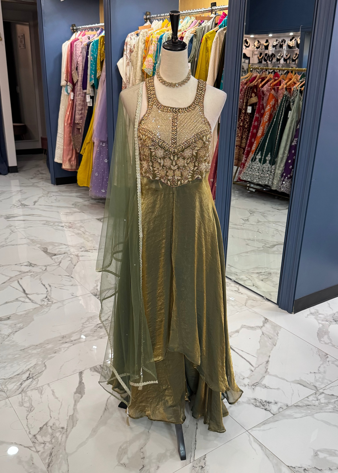Shalini Set