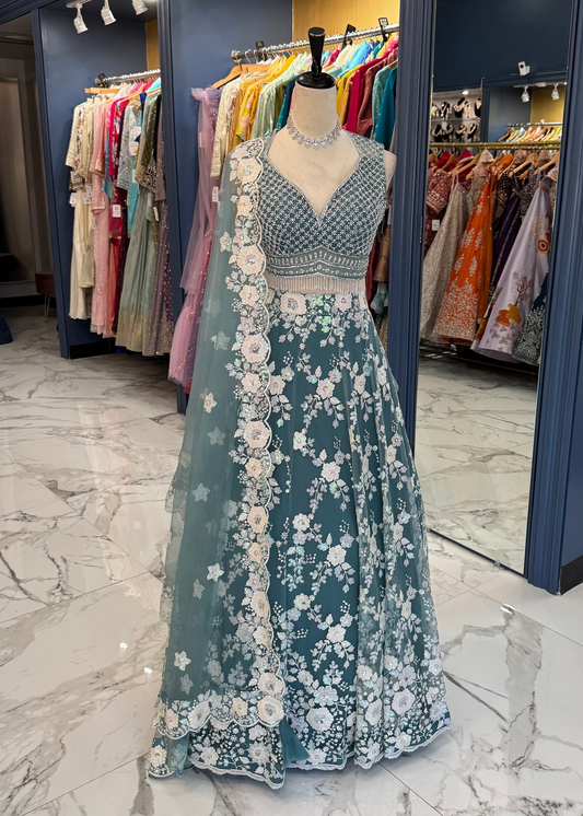 Ayra Lehenga