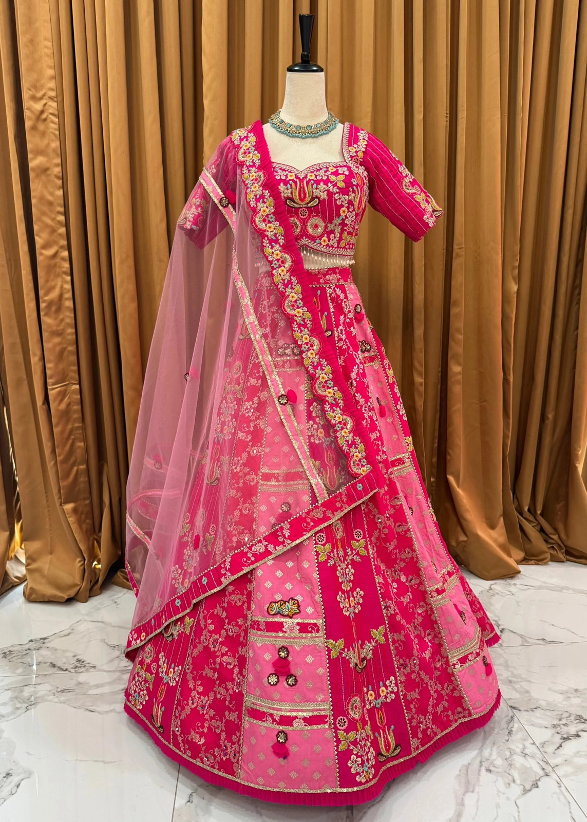 Komal Lehenga
