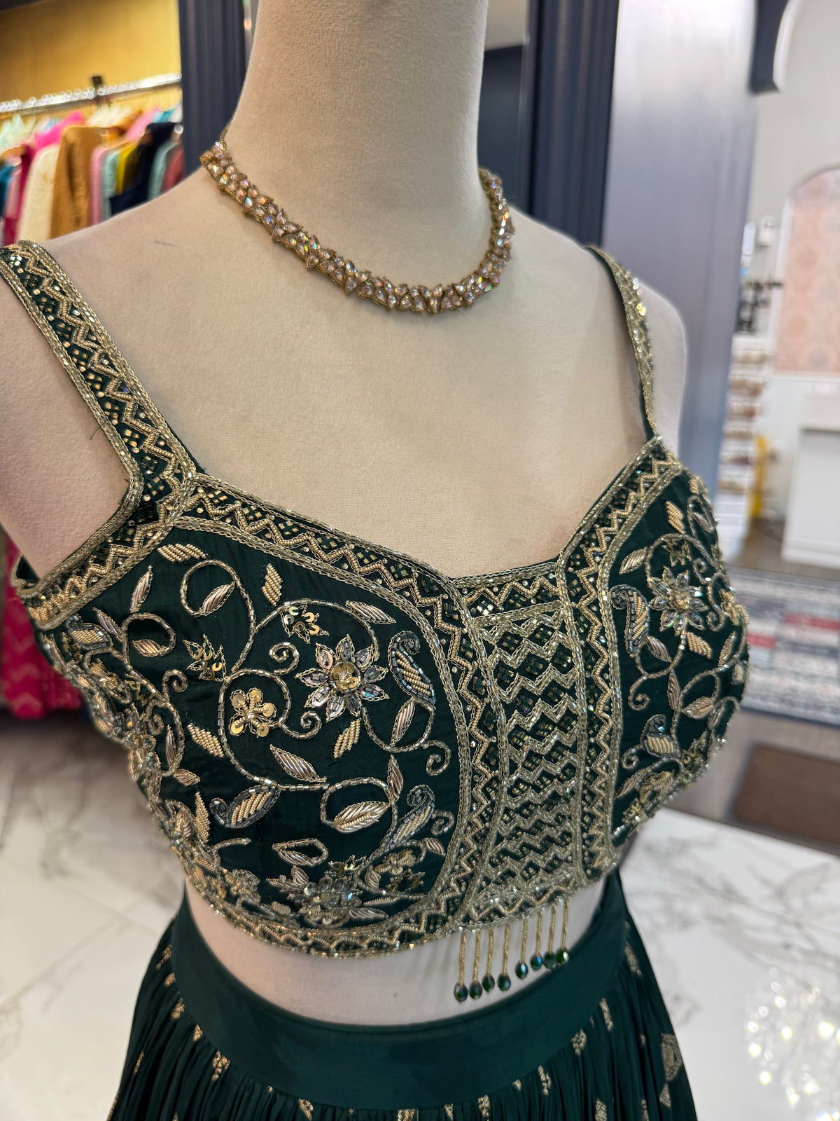 Eshvi Lehenga