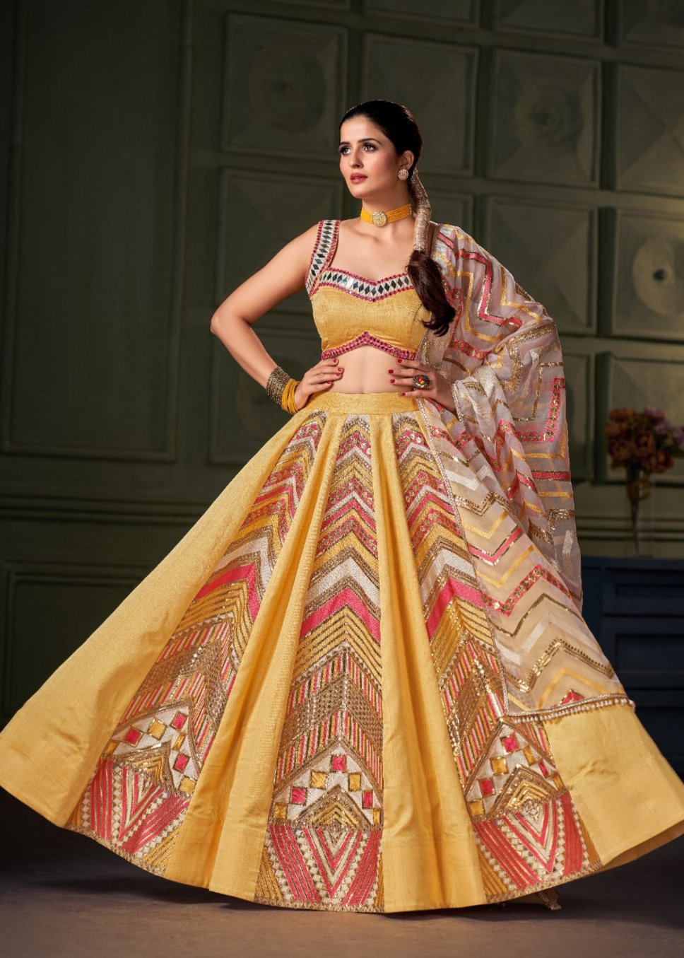 Neva Lehenga