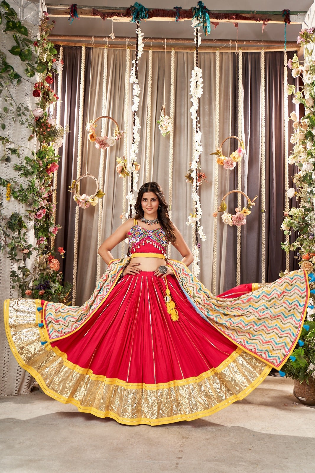 Shrika Chaniya Choli