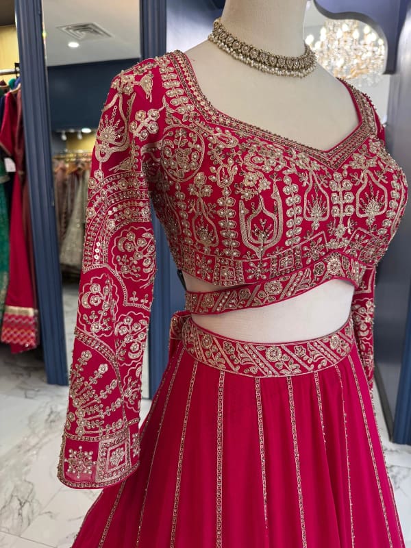 Anisha Lehenga