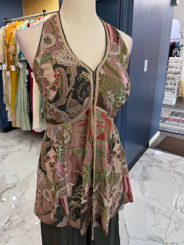 Benita Sharara Set