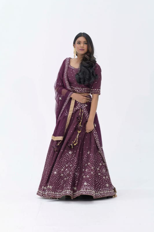 Elina lehenga