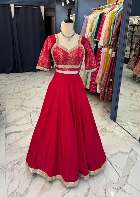Mireya lehenga