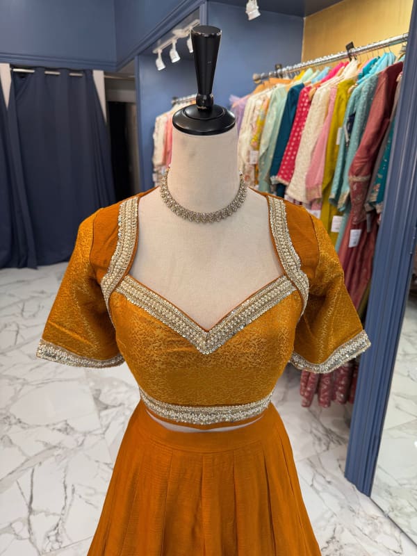 Mireya lehenga
