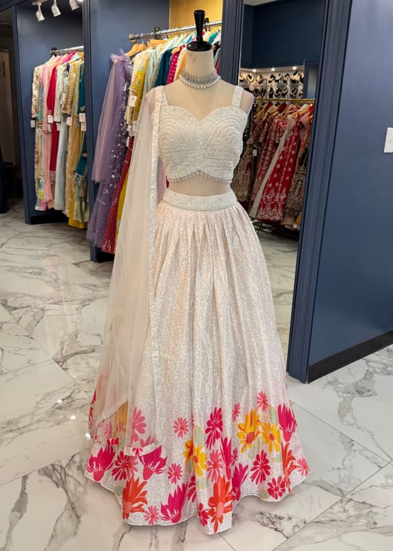 Raisha Lehenga