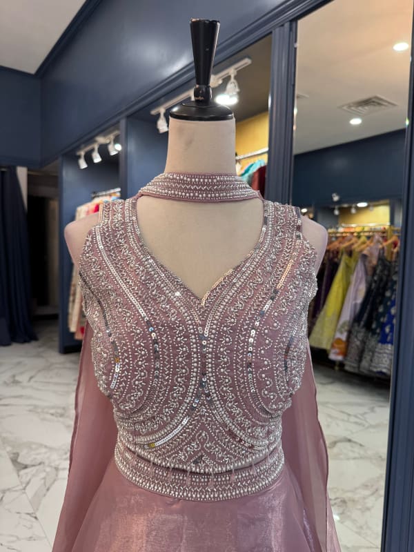 Tanishka Lehenga